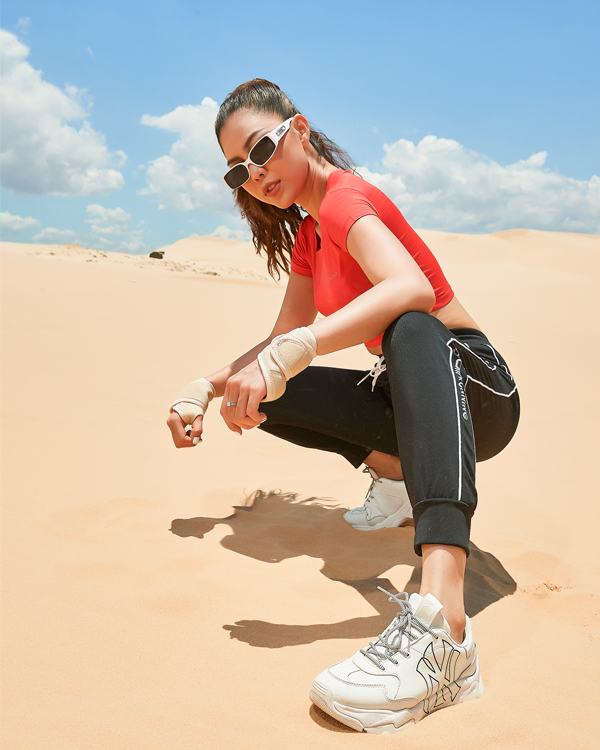 set-do-tap-nu-ao-croptop-icado-at3-quan-jogger-icado-sg11-4