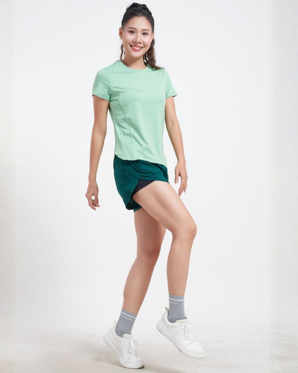 ao-co-tron-nu-tap-gym-ht101-3