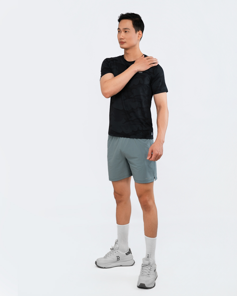 ao-thun-the-thao-nam-icado-ht121-den (4)
