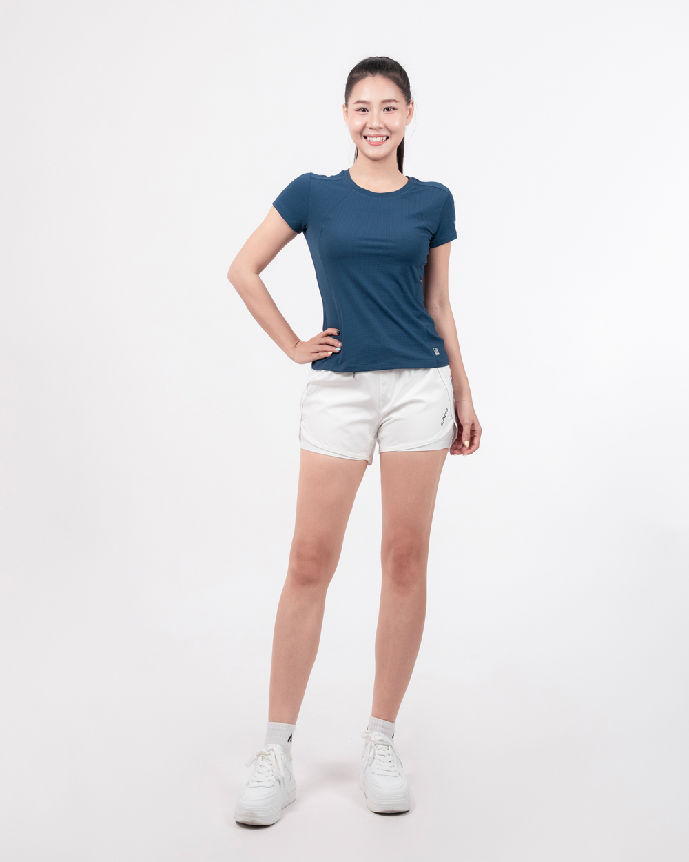 quan-short-nu-chay-bo-2-lop-icado-ht106-trang (1)