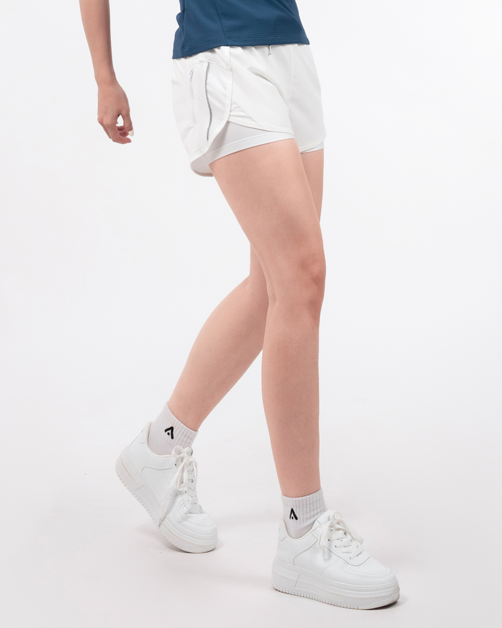 quan-short-nu-chay-bo-2-lop-icado-ht106-trang (9)