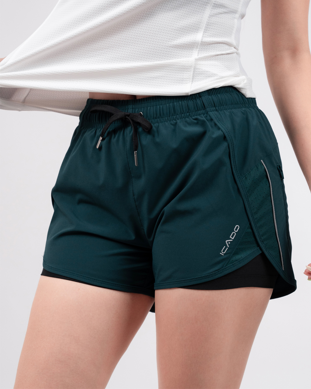 quan-short-nu-chay-bo-2-lop-icado-ht106-xanh-reu (3)